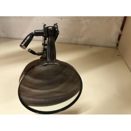 289 - Folding magnifying glass on wooden base, 4