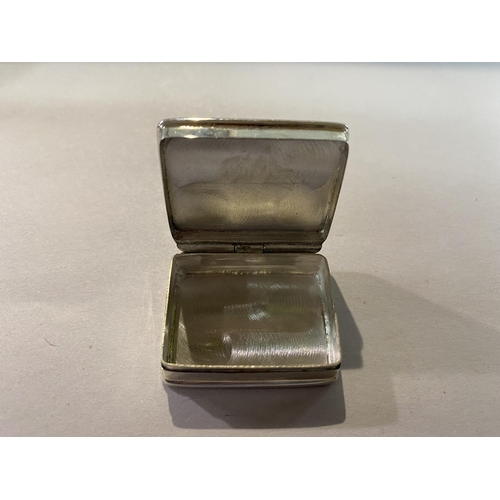 121 - Sterling Silver Pill/Snuff Box with Erotic Scene