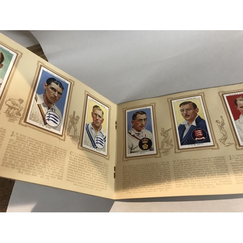 208 - Cigarette Card Album - Cricketers 1938, Complete set - Cards stuck in album