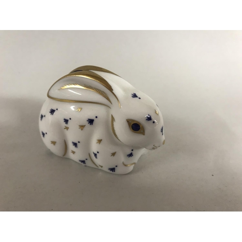 11 - Royal Crown Derby - Rabbit, gold stopper