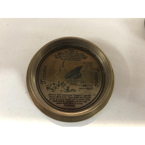 136 - Titanic Commemorative Compass 5 cm