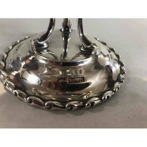 43 - Hall marked Silver Tazza, Sheffield 1903 by Bradbury & Sons, 475g weight, minor scratches to bowl