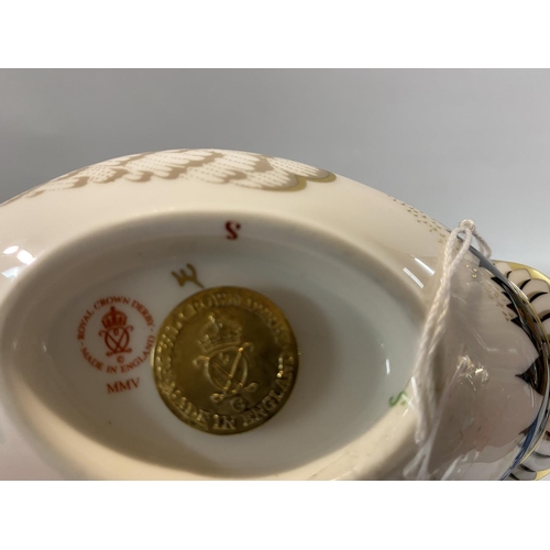 19 - Royal Crown Derby large Duck, Gold Stopper