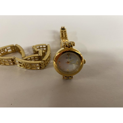 91 - Sekonda Gold Tone & CZ Watch with matching Bracelet (needs battery)