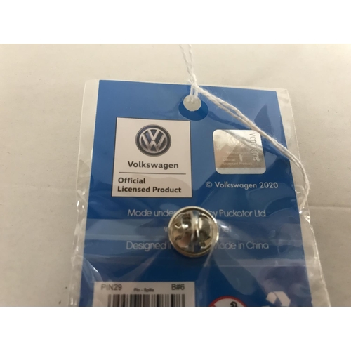 240 - VW Pin Badge, new, authentic