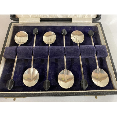 299 - Hall marked Silver set of 6 Coffee Bean Spoons, London 1925