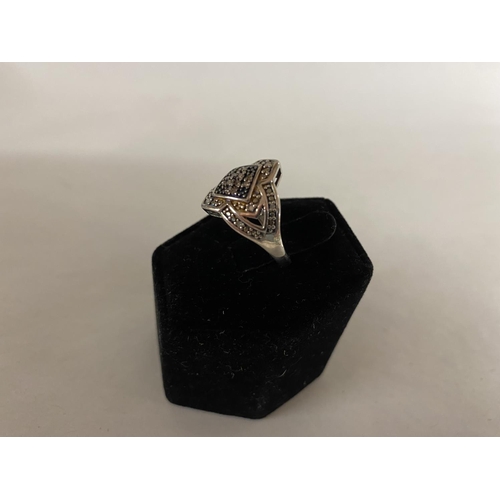 280 - 925 Silver & Diamond Ring, size J