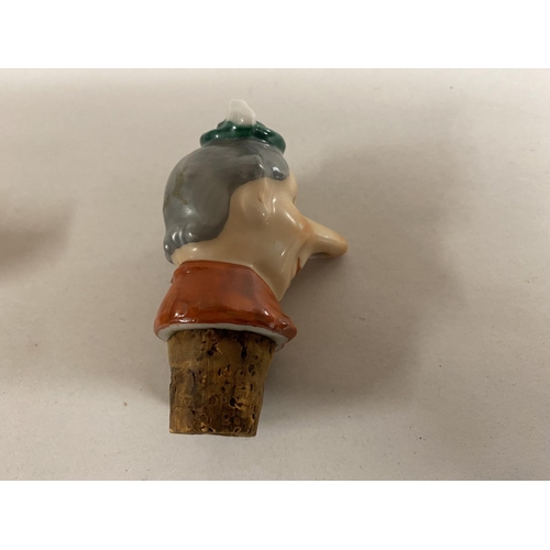 137 - Vintage Bottle Stopper - Big Nose