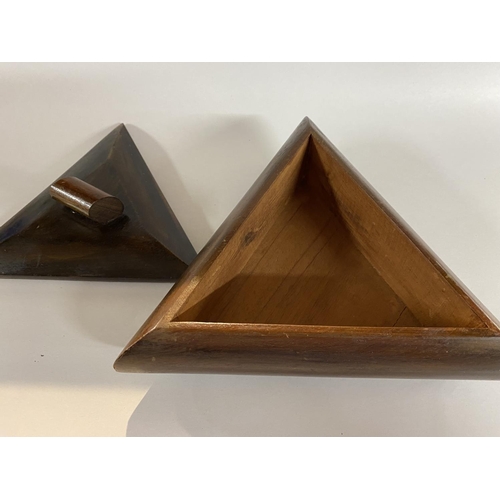 90 - Art Deco Triangular Wooden Box, 7