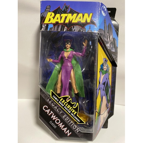 10 - Mattel Batman Series - Catwoman Legacy Edition with Poster