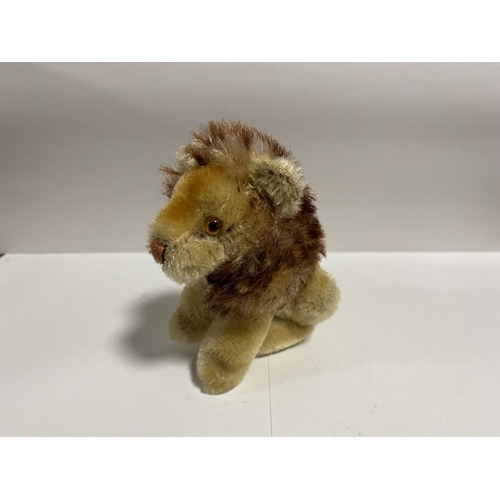 242 - Vintage Steiff Lion, No Pin, Some Wear