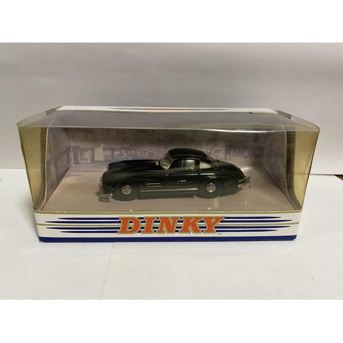 25 - Dinky 1955 Mercedes 300SL