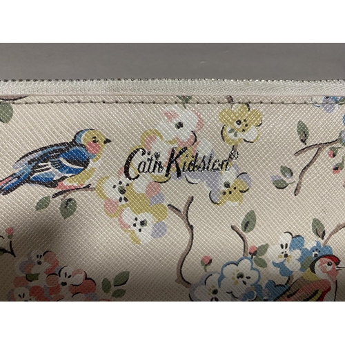 77 - Cath Kidston Purse - Some use