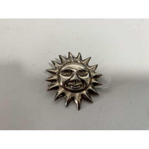 19 - 925 Silver - Sun Face Brooch