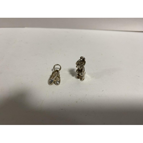 69 - 2 x Sterling Silver Charms - Slipper & Dog