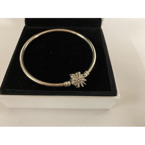 60 - Pandora 925 Silver Bangle