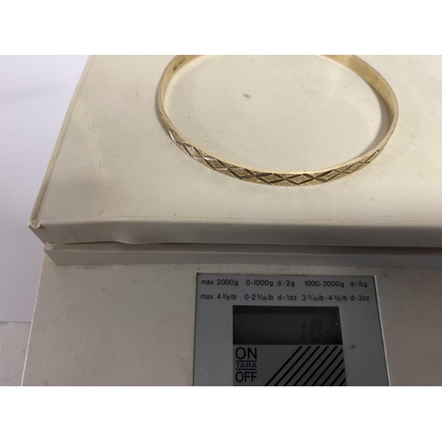 174 - 9ct Gold Bangle, 9.7g weight