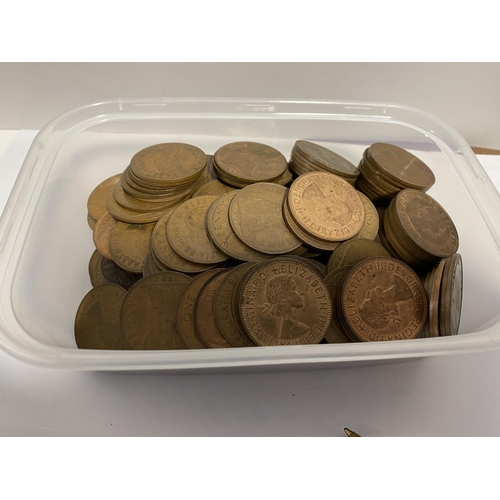 28 - Container of a Large Quantity of Queen Elizabeth 11 Pennies