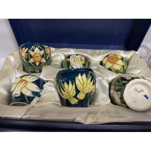 251 - Moorcroft Boxed set of 6 'Daffodil' Pattern Egg Cups, 2