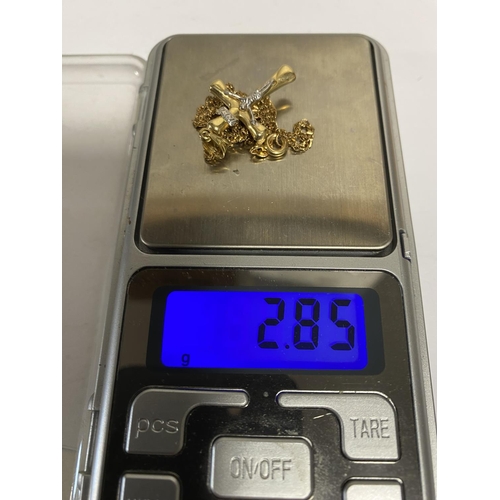 298 - 14ct Gold Cross on 9ct Gold Chain - Total weight 2.8g