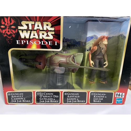 72 - Star Wars, Episode 1 - Gungan Assault Cannon & Jar Jar Binks C1999