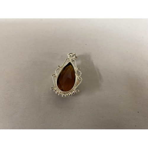 288 - 925 Silver Citrine Quartz Pendant