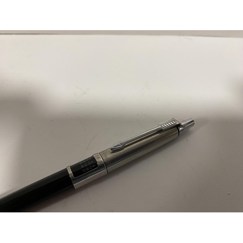 227 - Vintage Parker 'Calendar' Ball Point Pen