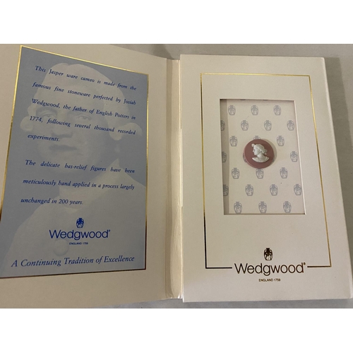 61 - Wedgwood Cameo Collectors Card