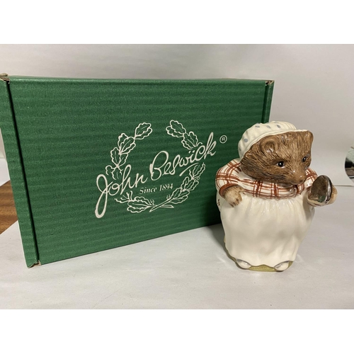 82 - Beswick Beatrix Potter, large size, Limited Edition & Boxed, Gold Stamp - Mrs Tiggywinkle