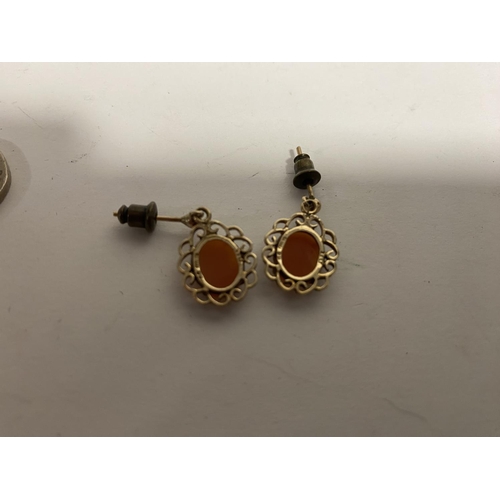 32 - Pair 9ct Gold Cameo Earrings