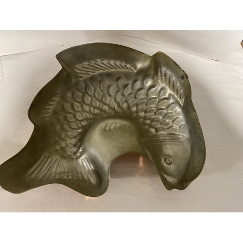 72 - Vintage Large Copper Jelly Mould - Fish