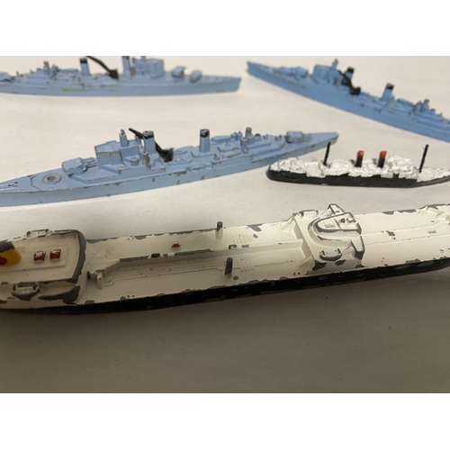 95 - 5 x Triang Die Cast Model Ships - Playworn