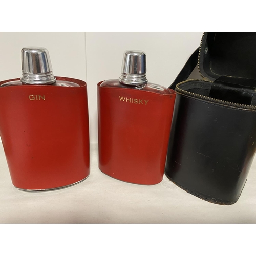 301 - Whisky & Gin Flasks in Fitted Case