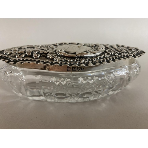 32 - c1905 Chester Hallmarked Silver Lidded Glass Dressing Table Jar - Silver Weight approx. 34g