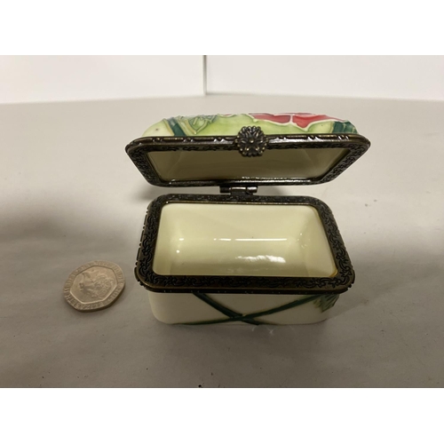 98 - Old Tupton Ware Small Hinged Trinket Box