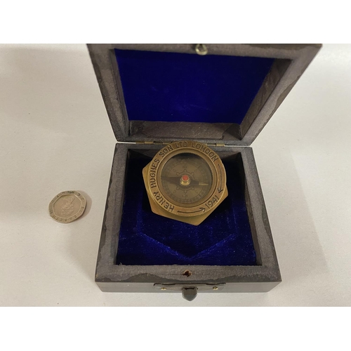 186 - Henry Hughes Navy Style Compass in Wooden Display Box