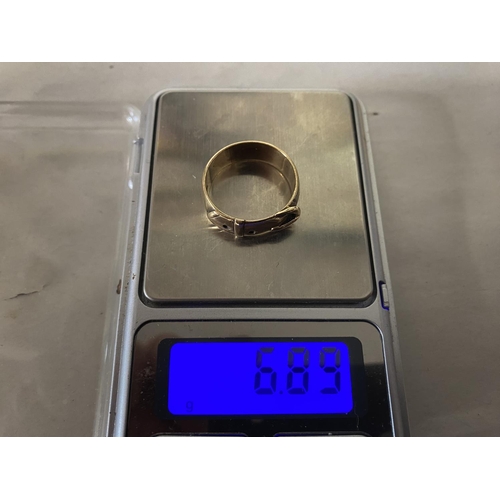 134 - 9ct Gold 'Buckle' Ring - 6.89g Weight