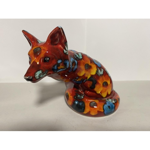 151 - Anita Harris model of a Fox, 7