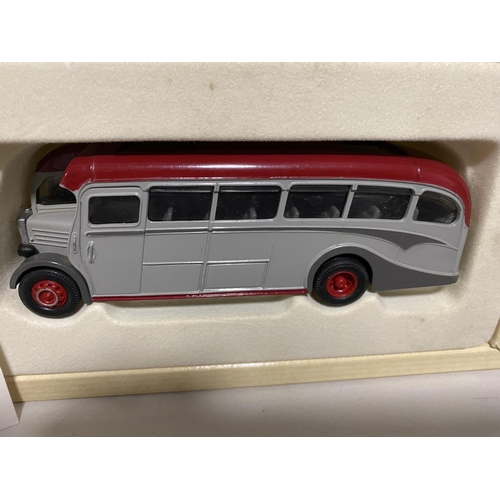 87 - Corgi 97193 Limited Edition AEC Regal