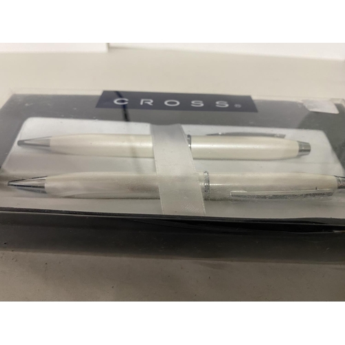 231 - Cross Ball Point Pen & Pencil Set (new) in Pearlescent White