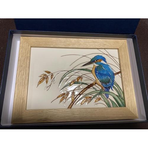 186 - Moorcroft Boxed Kingfisher Plaque in Wooden Frame by Rachel Bishop - 10.5