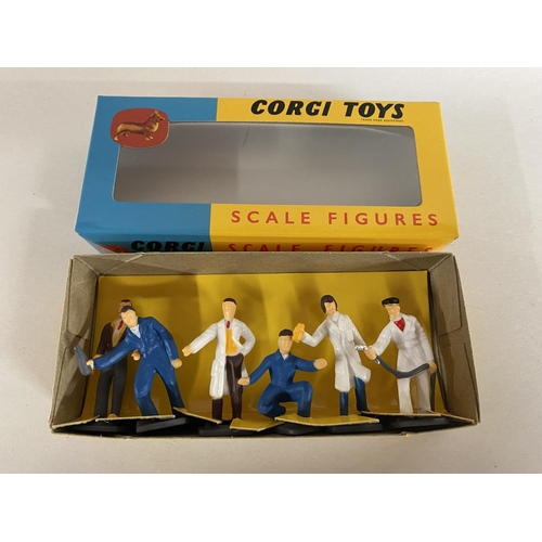 58 - Corgi (re-issue) Garage Set, Boxed