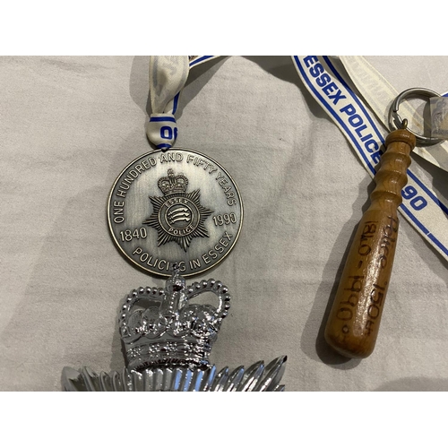 101 - 1990, 150 Years Anniversary of Essex Police - Medal & Badge