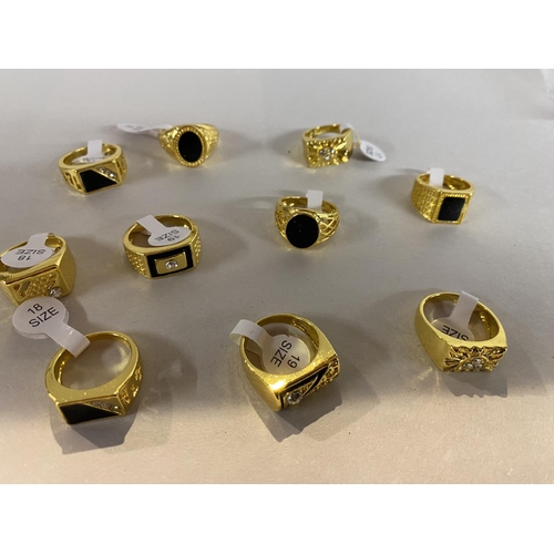 19 - 10 x Gents Gold Tone Rings (Assorted Sizes)