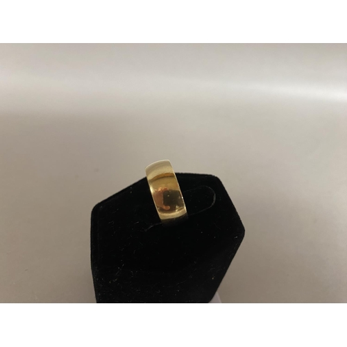 46 - 9ct Gold Band Ring, Size L - 3.15g weight