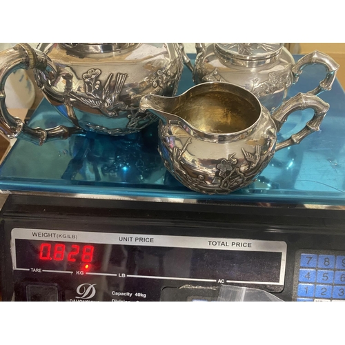 85 - WANG HING - 19c Chinese Export Silver Teaset - 828g Weight - Teapot Hinge A/F