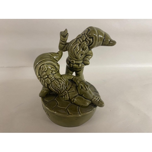 87 - Knock Pottery (Ireland) 12cm Leprechauns