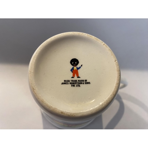 91 - Vintage Golly Mug - rare