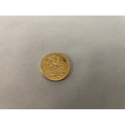 28 - 2001 Full Sovereign Coin