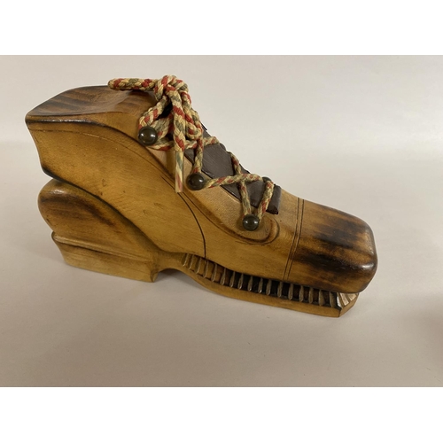 188 - Vintage Wooden Shoe Paperholder